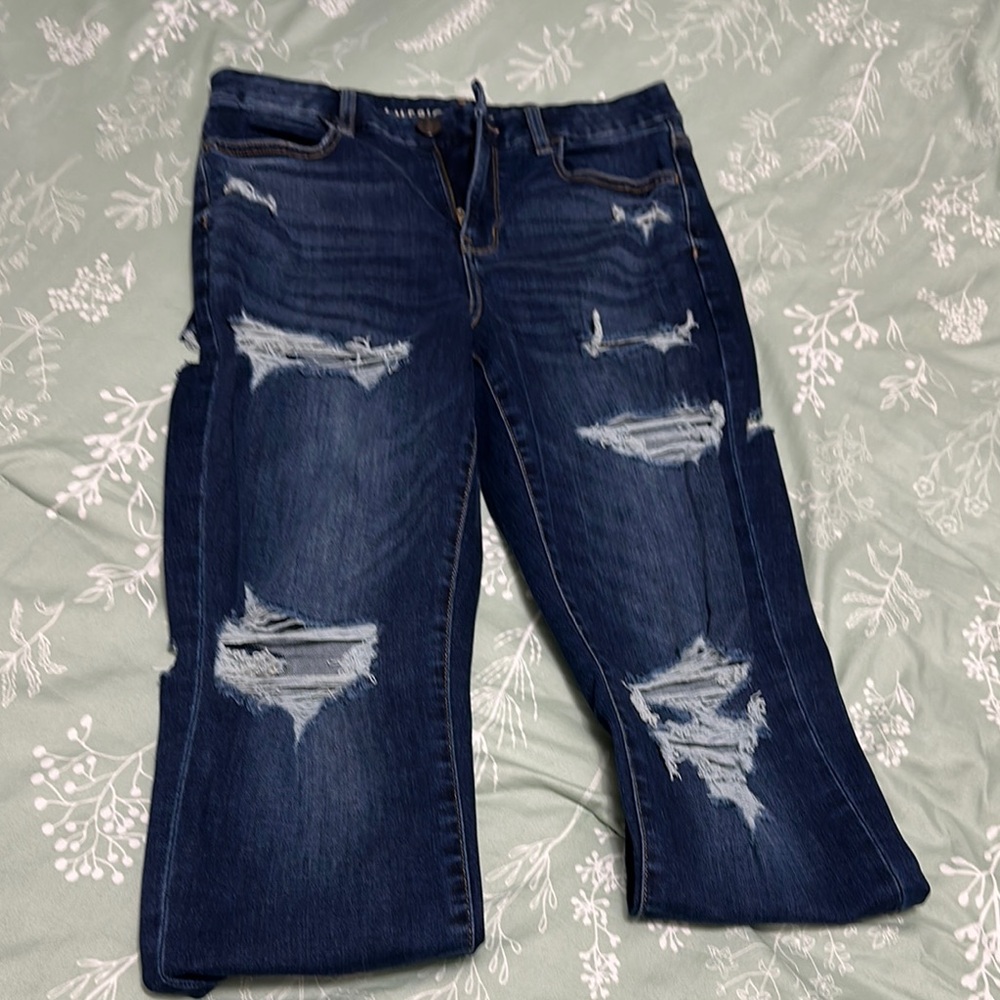American Eagle Outfitters Skinny Jeans with Distressed Details